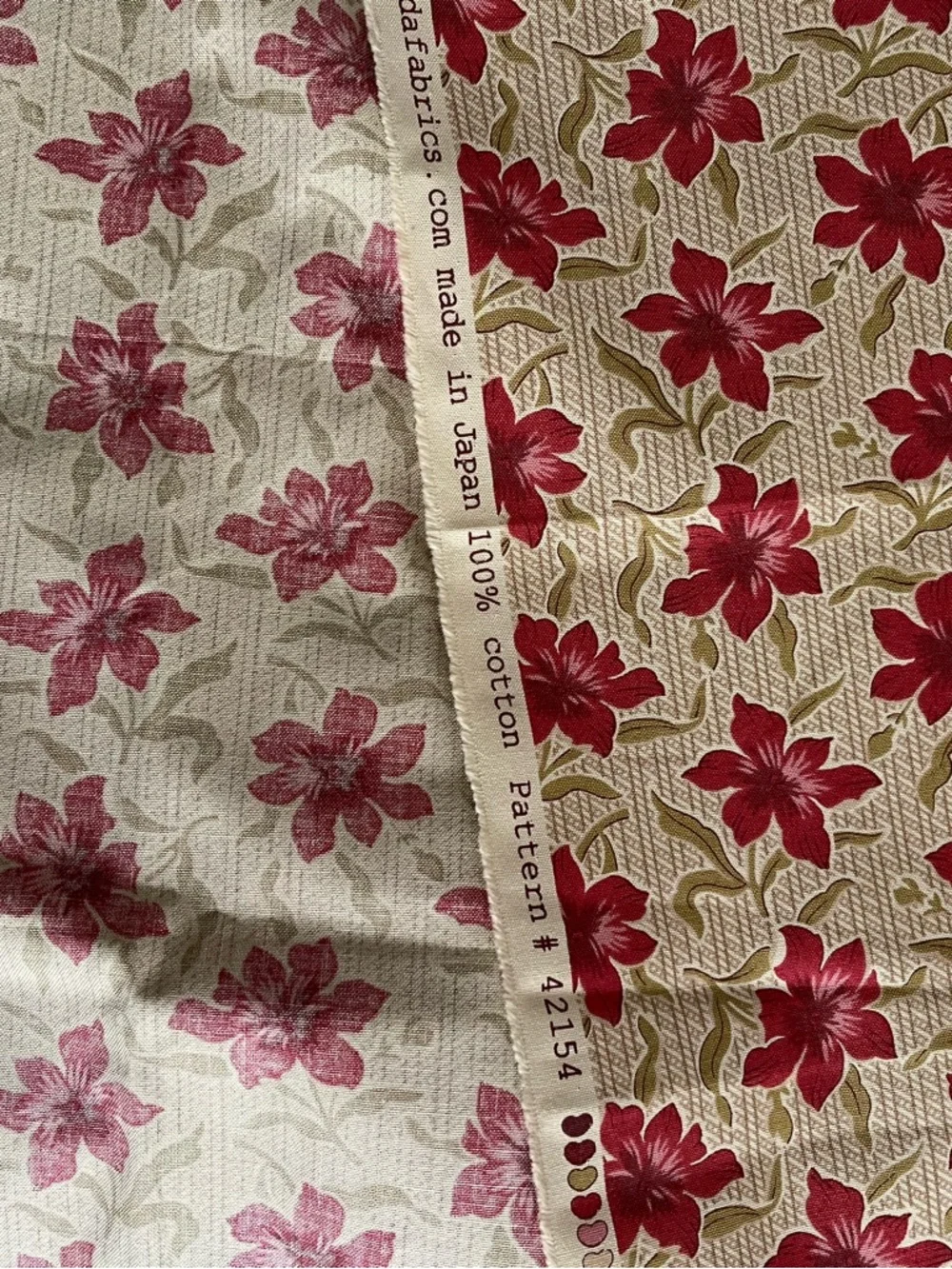 🧵$10 OFF $30✨ Cotton Quilting Fabric Red Floral Bundle Remnants